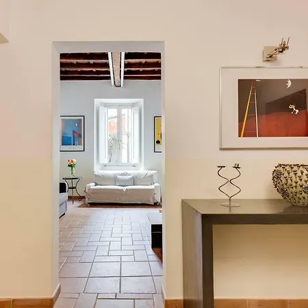 Domus Florea Apartment Rom