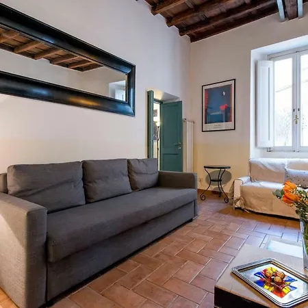 Domus Florea Apartment