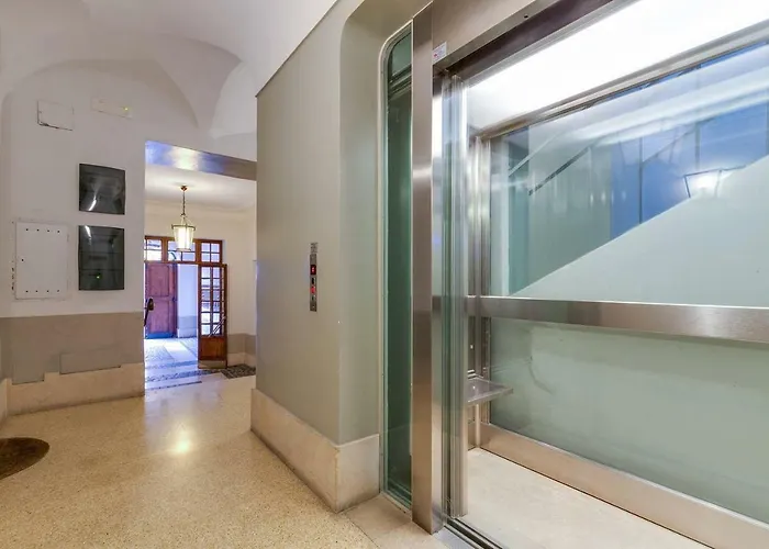 Domus Florea روما