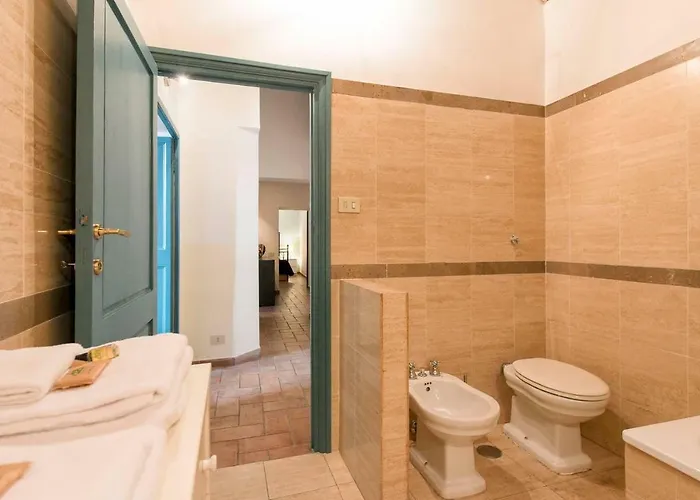 Domus Florea * روما